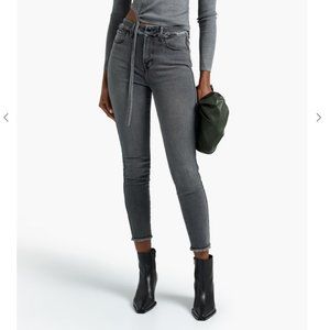 Good American "Good Curve" crop frayed Jeans